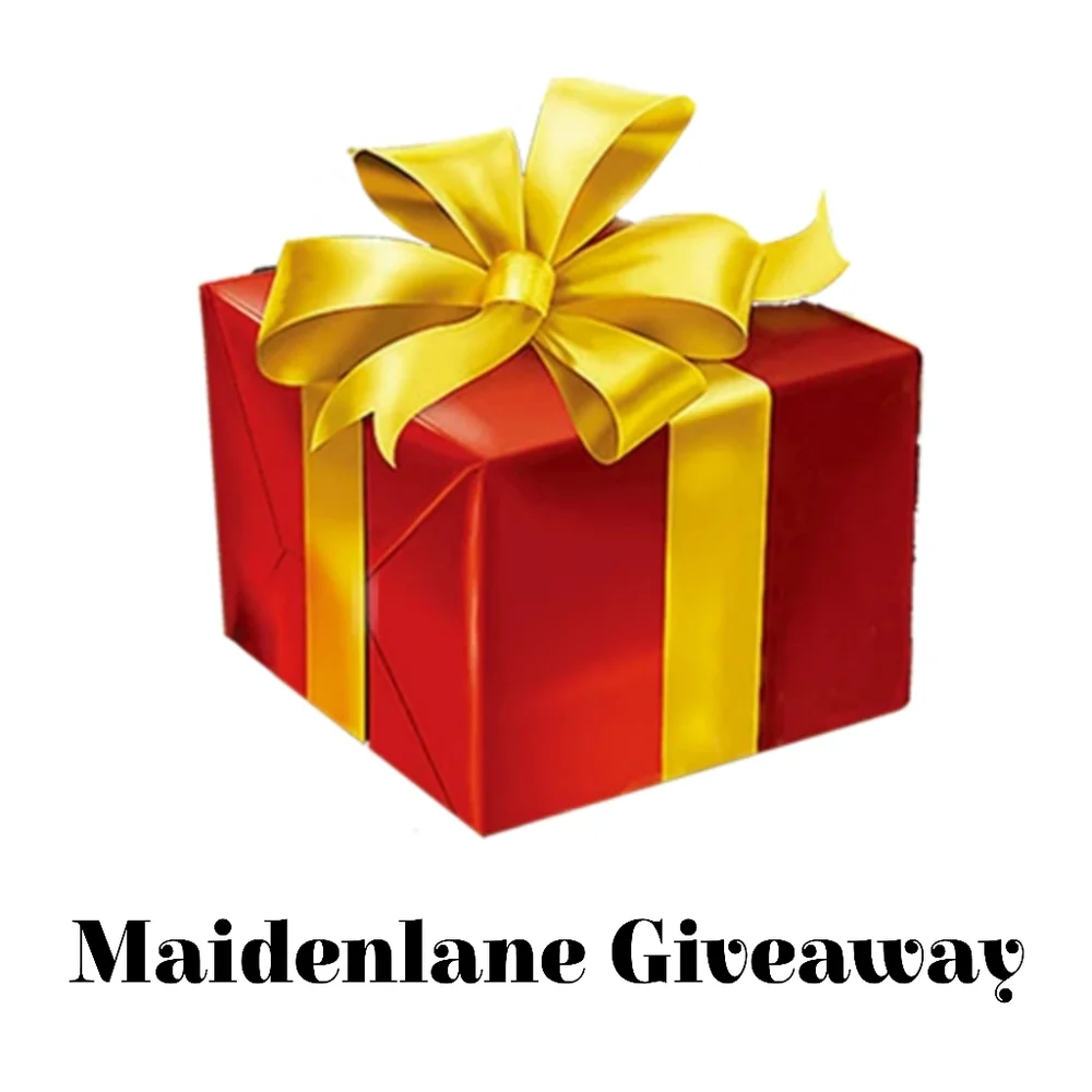 LIVE SHOW GIVEAWAY ITEM!! 🎁 - Picture 3 of 3